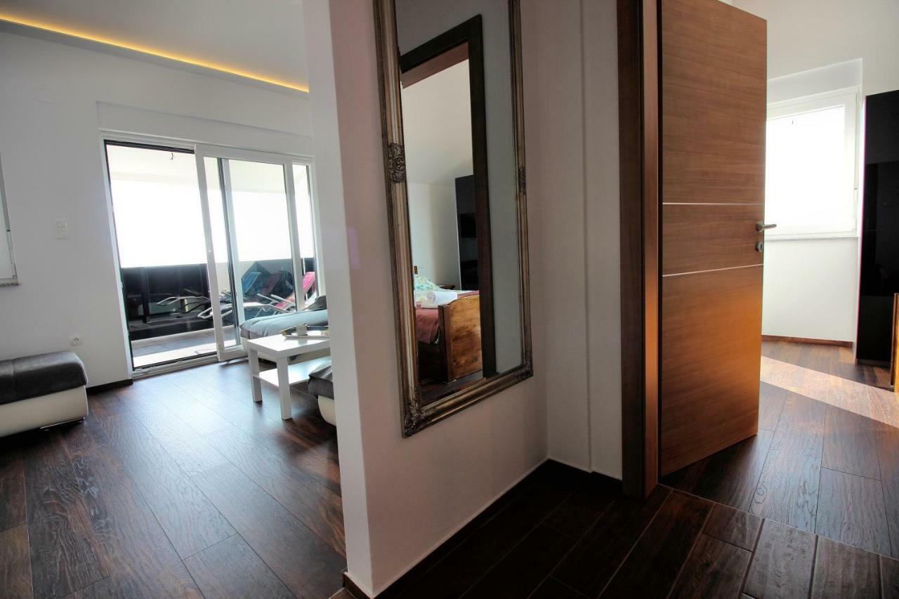 Villa Buba **** โนวีวีโนดอลสกี ภายนอก รูปภาพ