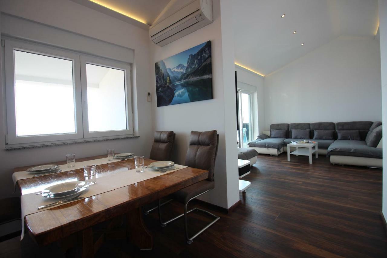 Villa Buba **** โนวีวีโนดอลสกี ภายนอก รูปภาพ